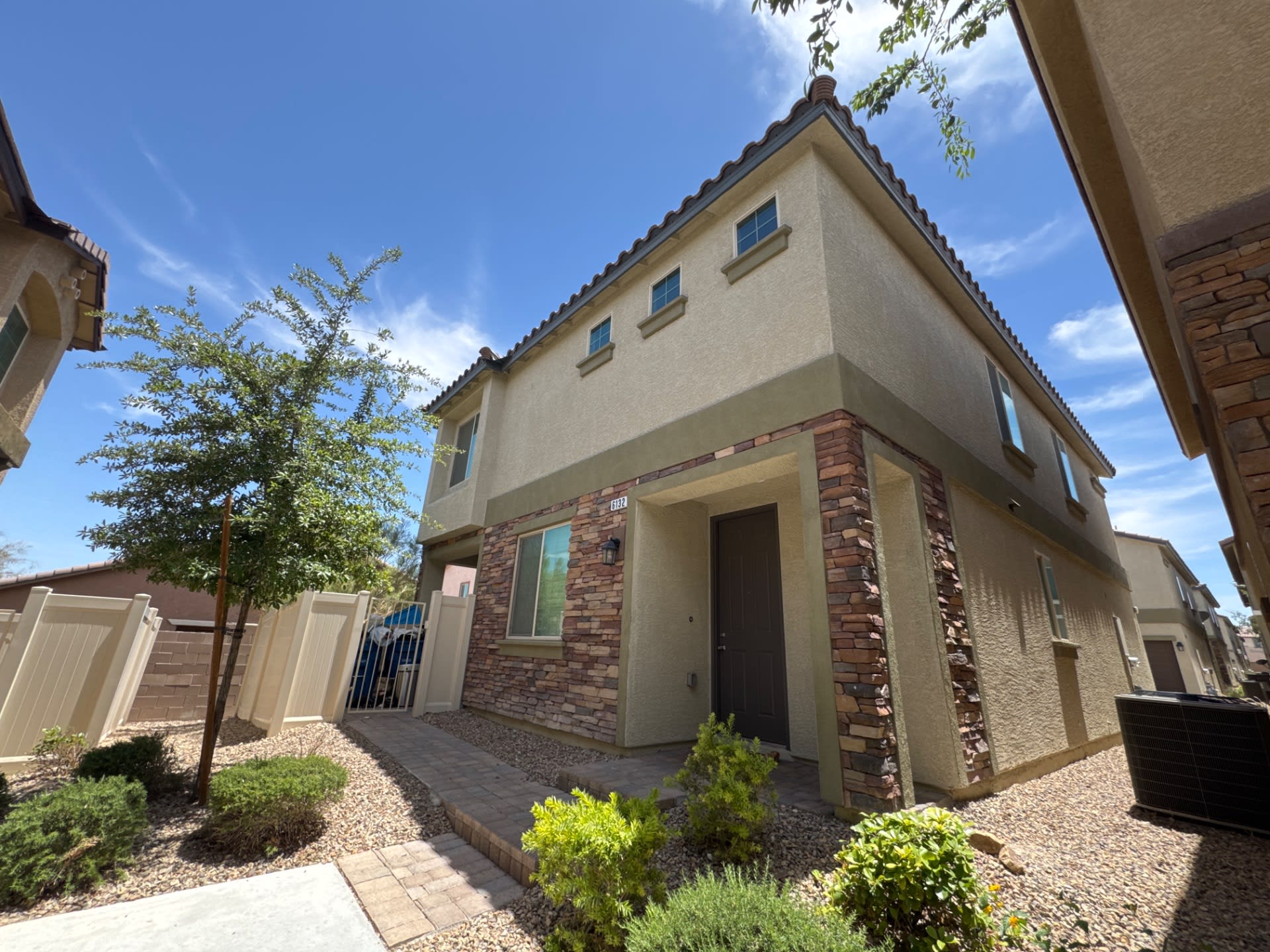 6132 Scarlet Leaf Street – photo 2