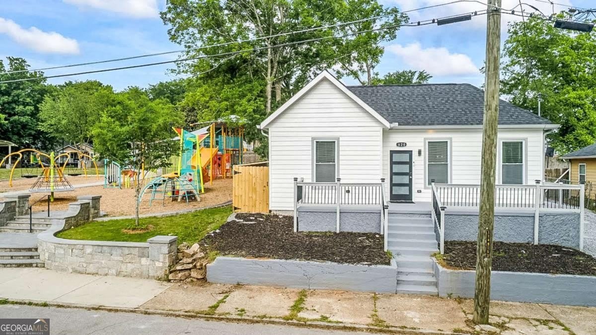 620 Echo Street NW – photo 3