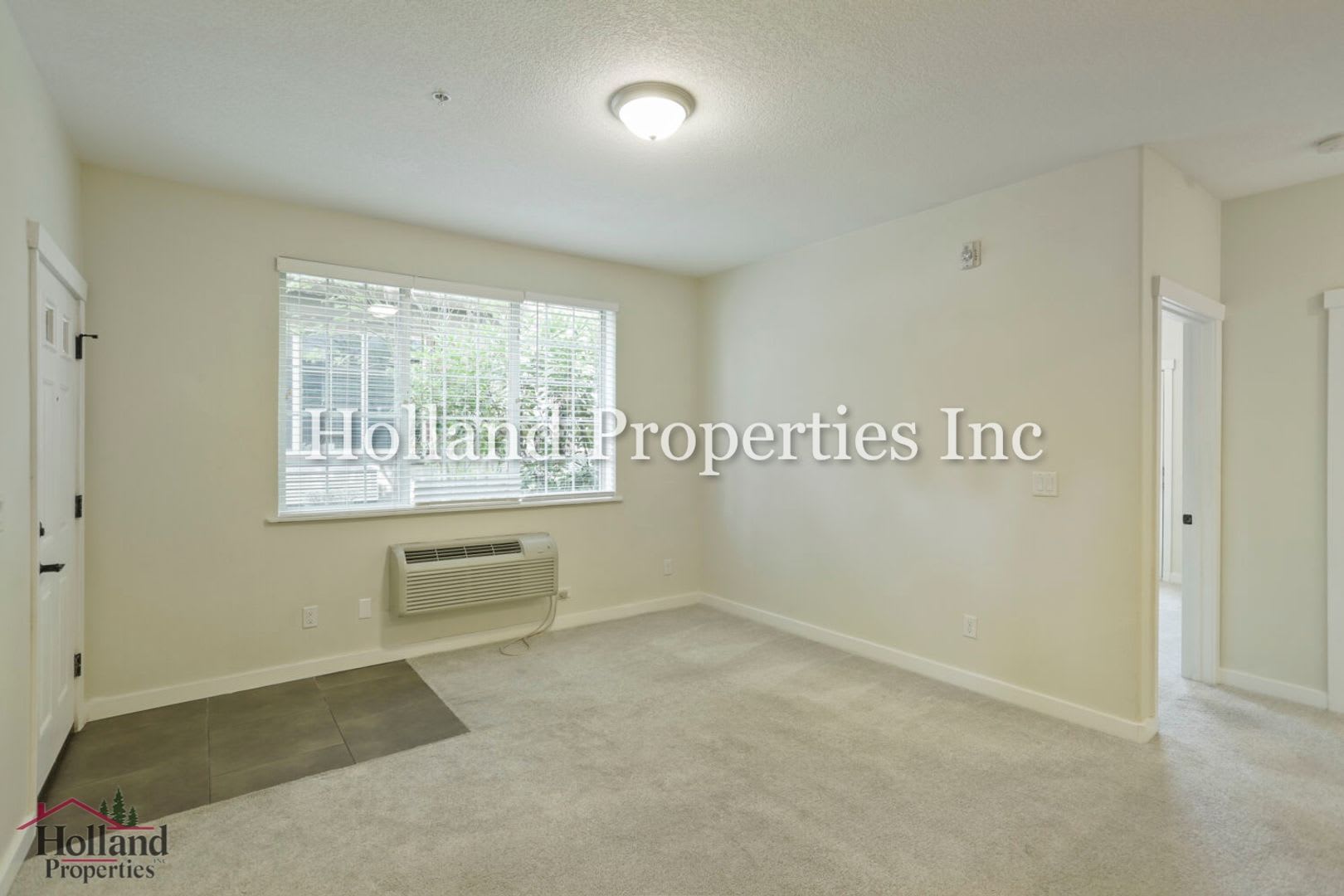 Stylish Single-Level Living with Green-Space Views & Resort-Style Amenities – photo 5