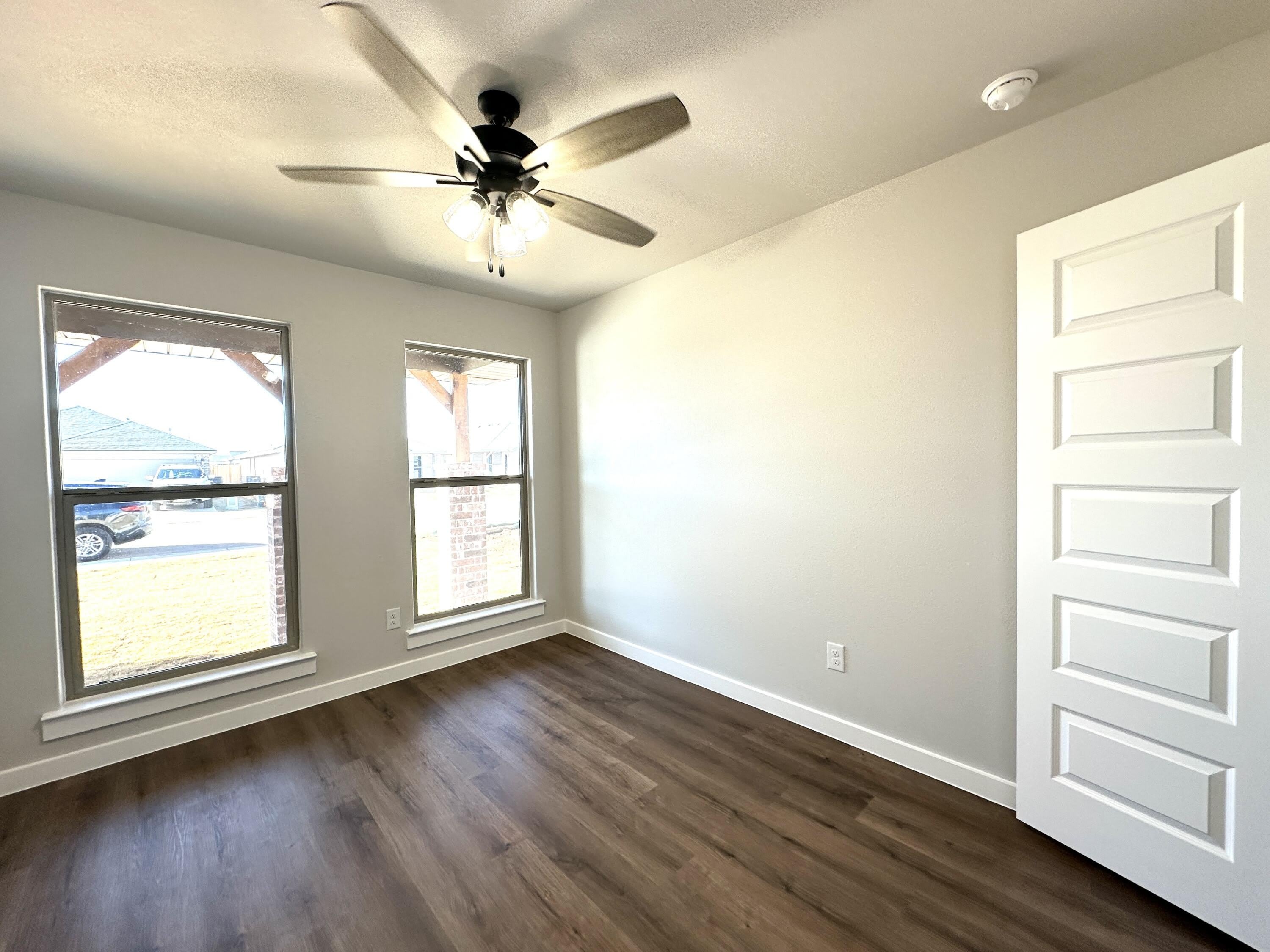 2912 Corpus Avenue – photo 3