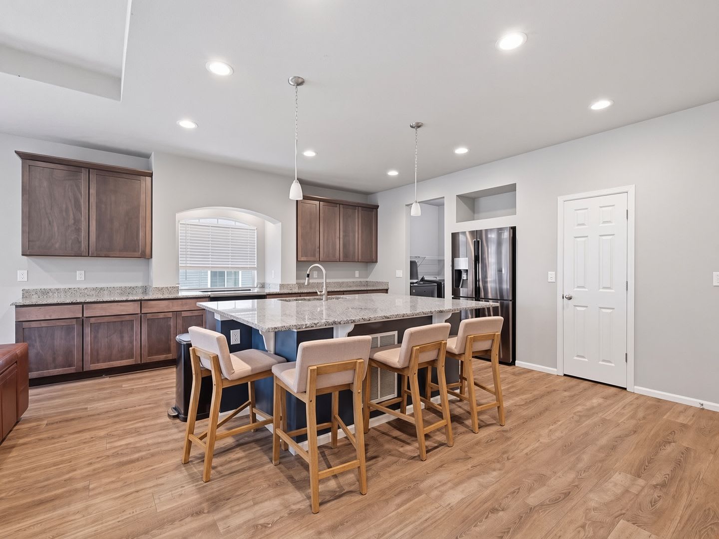 Beautiful 4 Bed, 3 Bath Ranch in Banning Lewis Ranch – photo 3