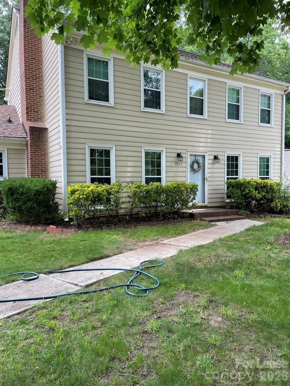8915 Gamesford Drive – photo 2