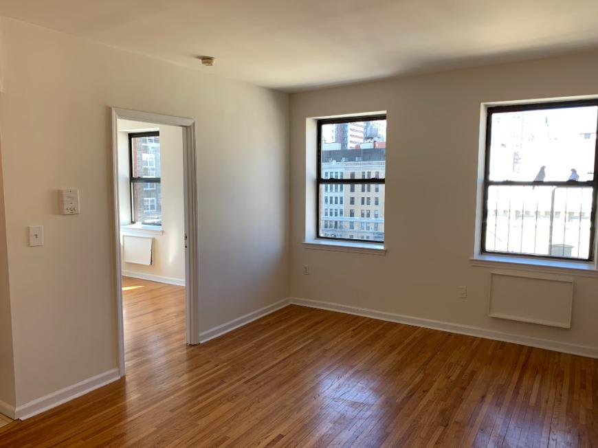 460 West 50th Street – photo 3