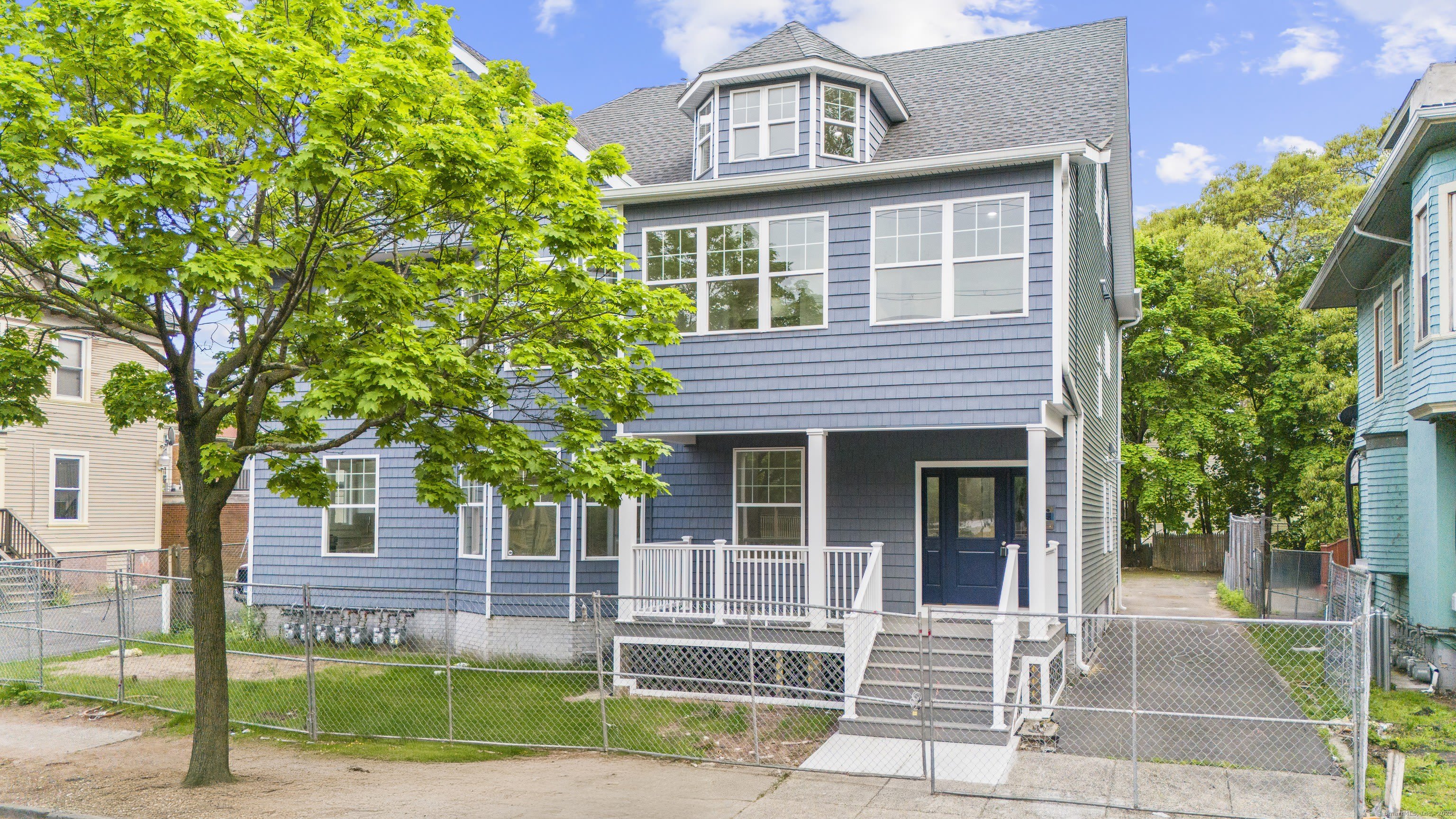 1546 Chapel Street – photo 3
