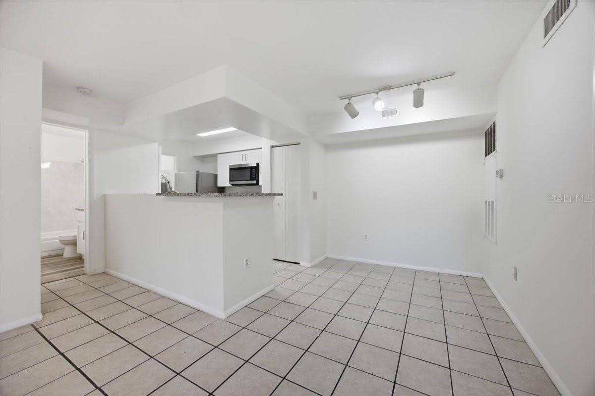 3032 Parkway Boulevard – photo 3