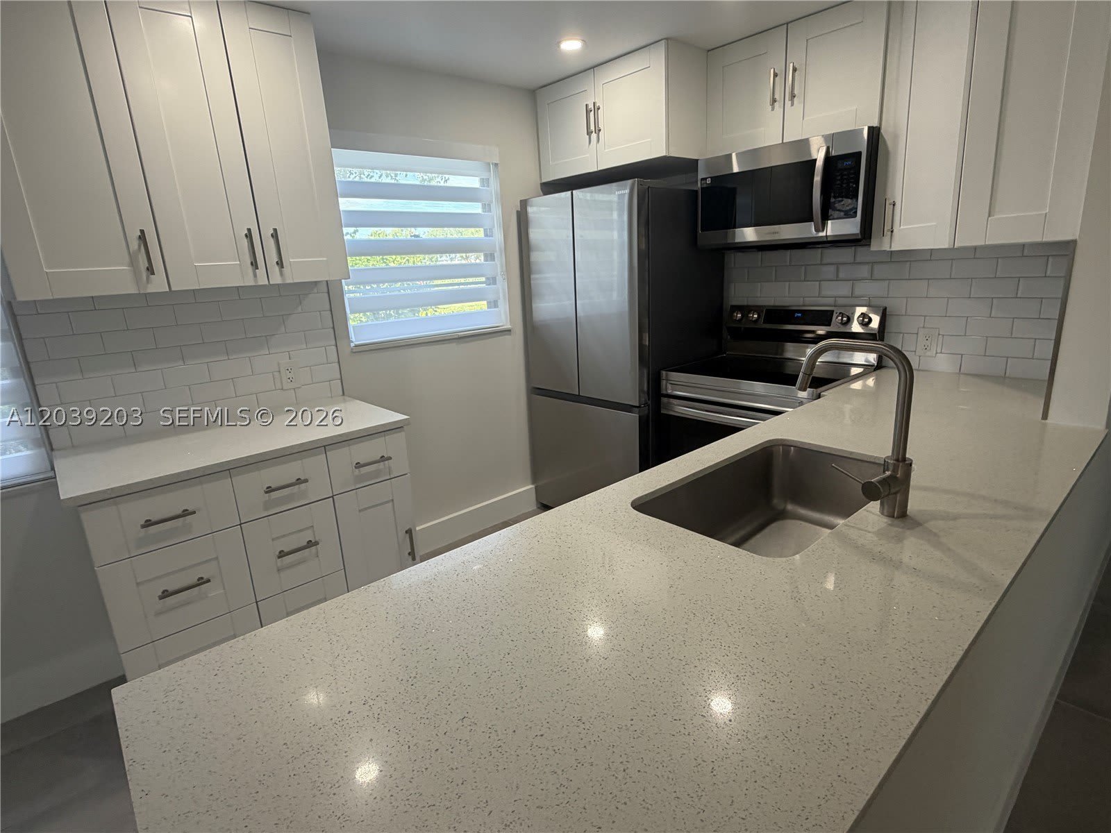 136 Brighton D – photo 2