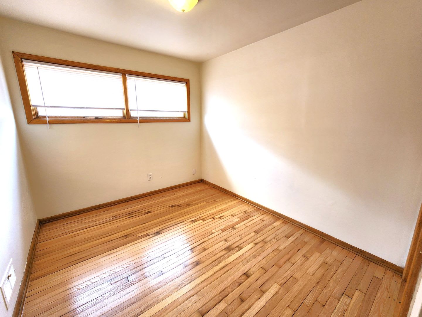 *Leasing only – photo 5