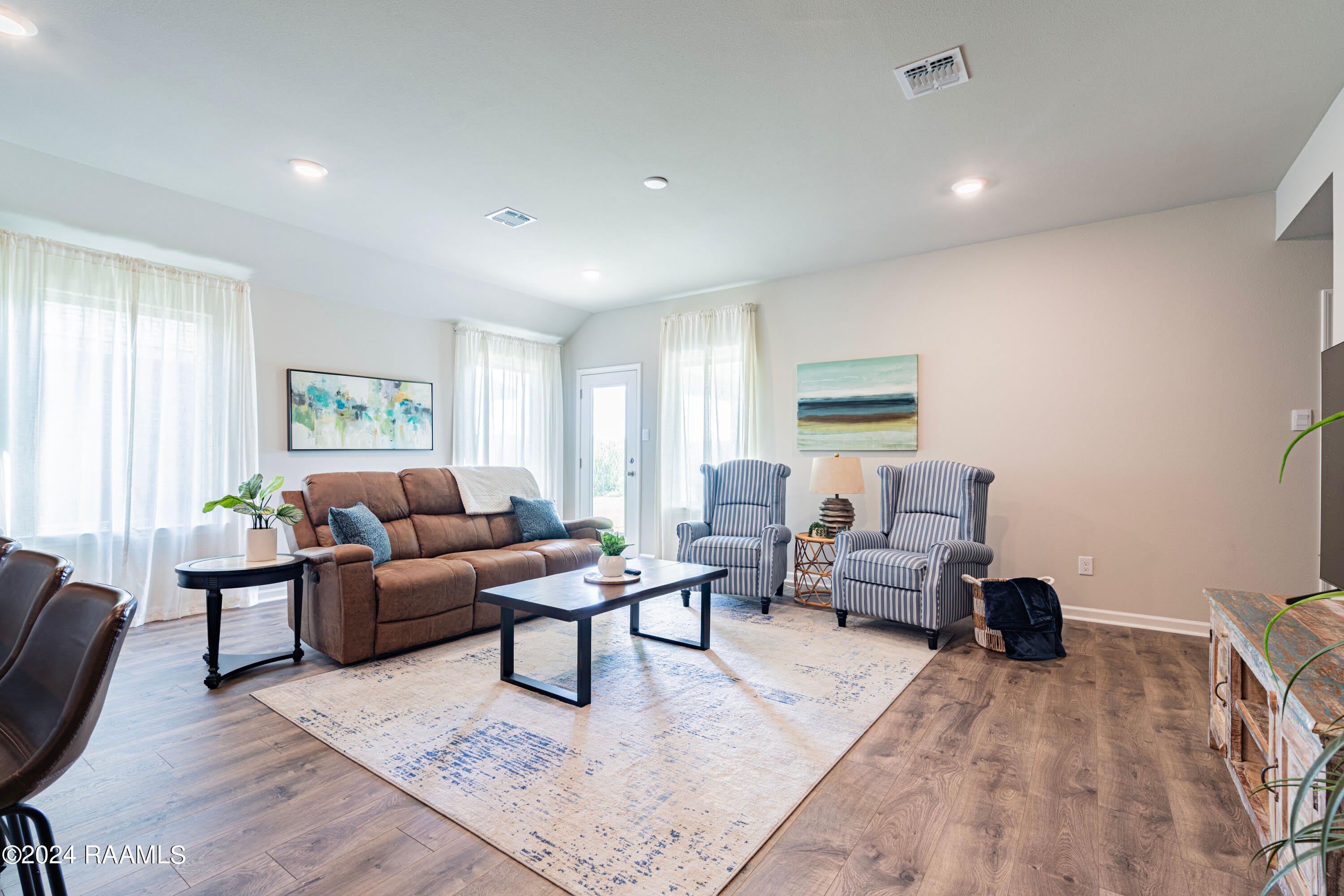 407 Broussard Hill Drive – photo 3