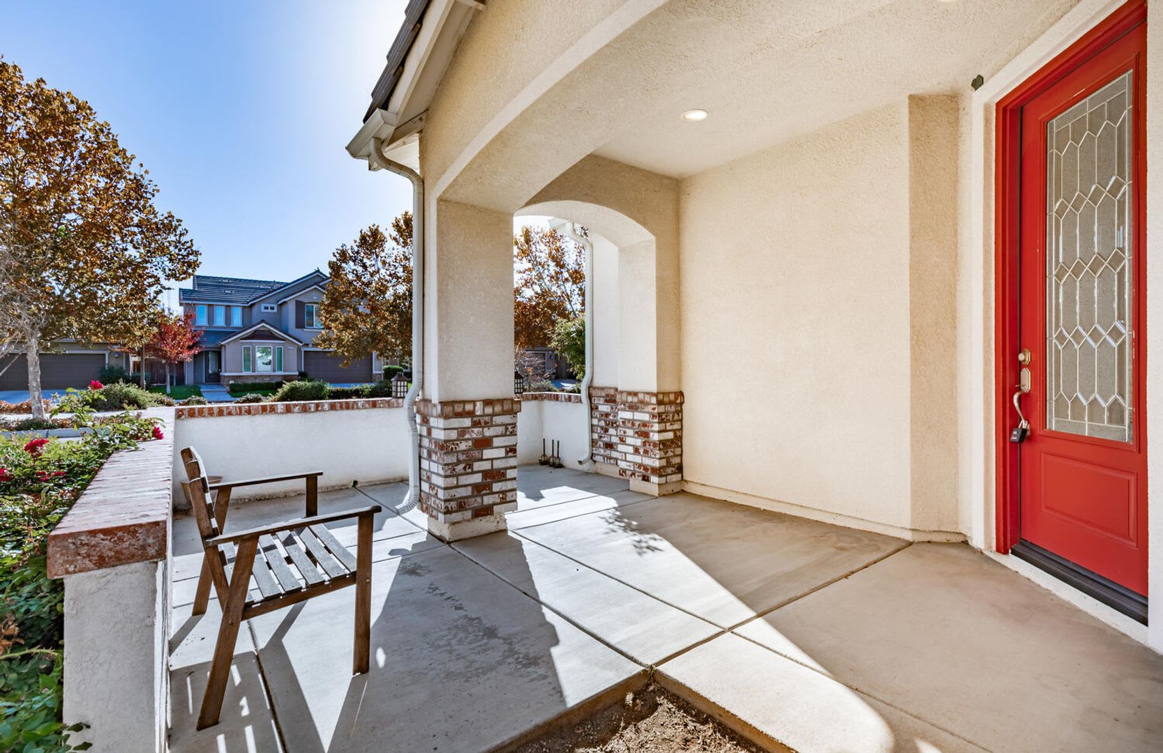 Newer 3 Bedroom 2 Bath Home With 2 Car Garage – photo 3