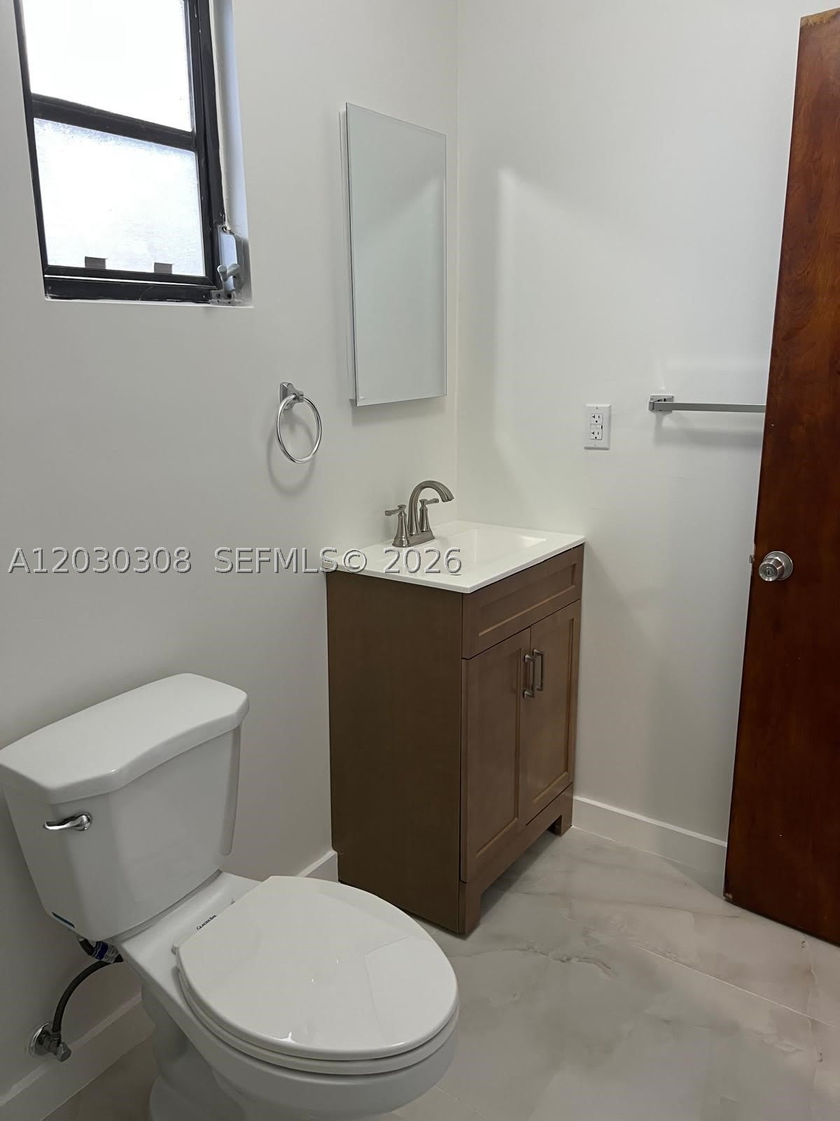 321 SW 71st Ave – photo 3