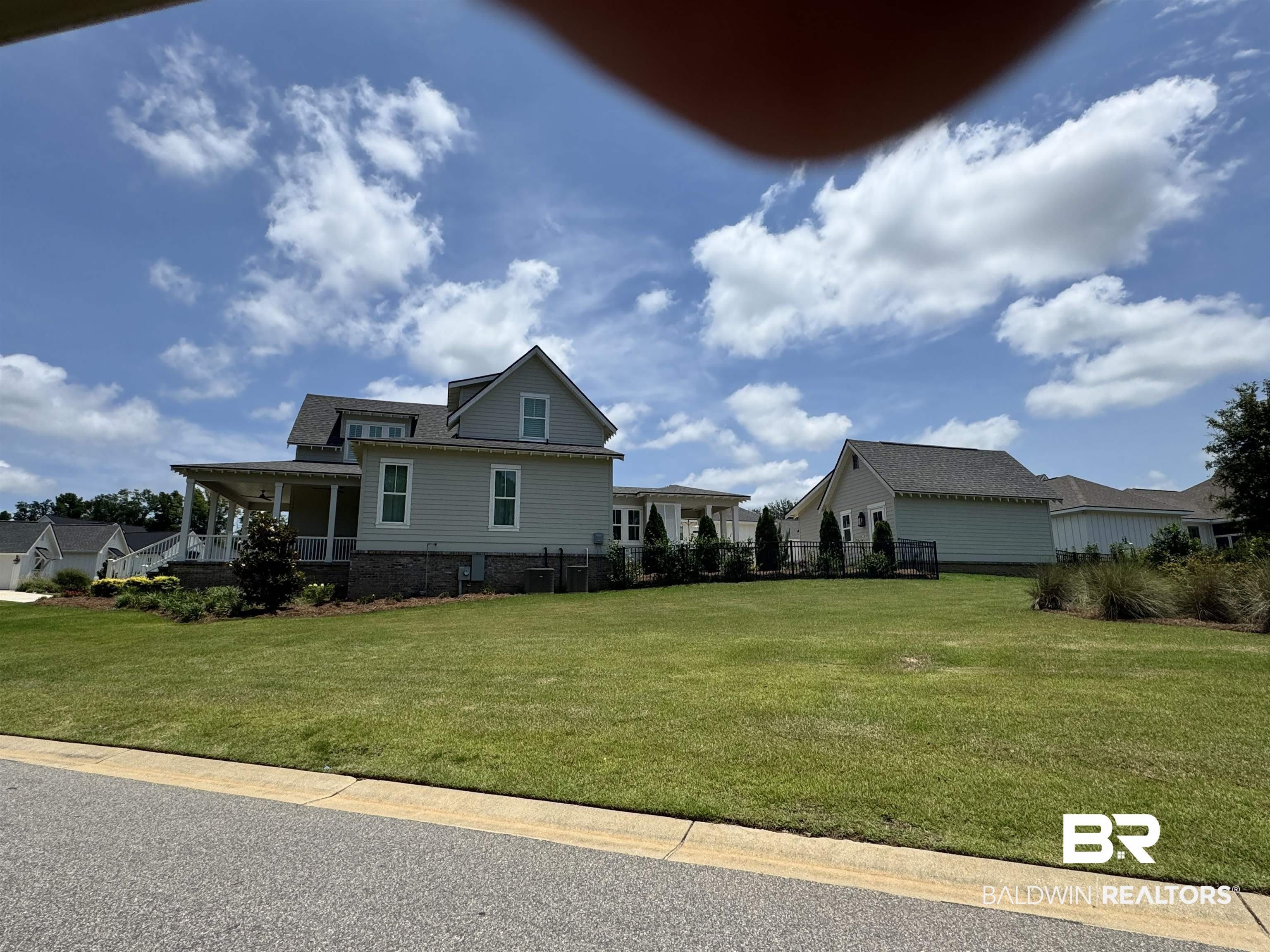 905 Geranium Drive – photo 3