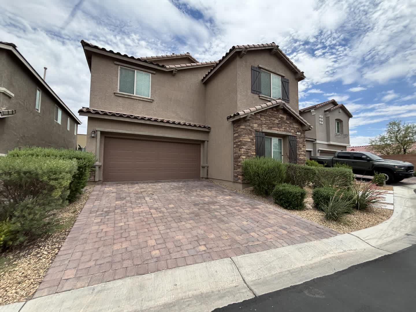 5582 Sancho Throne Road – photo 2