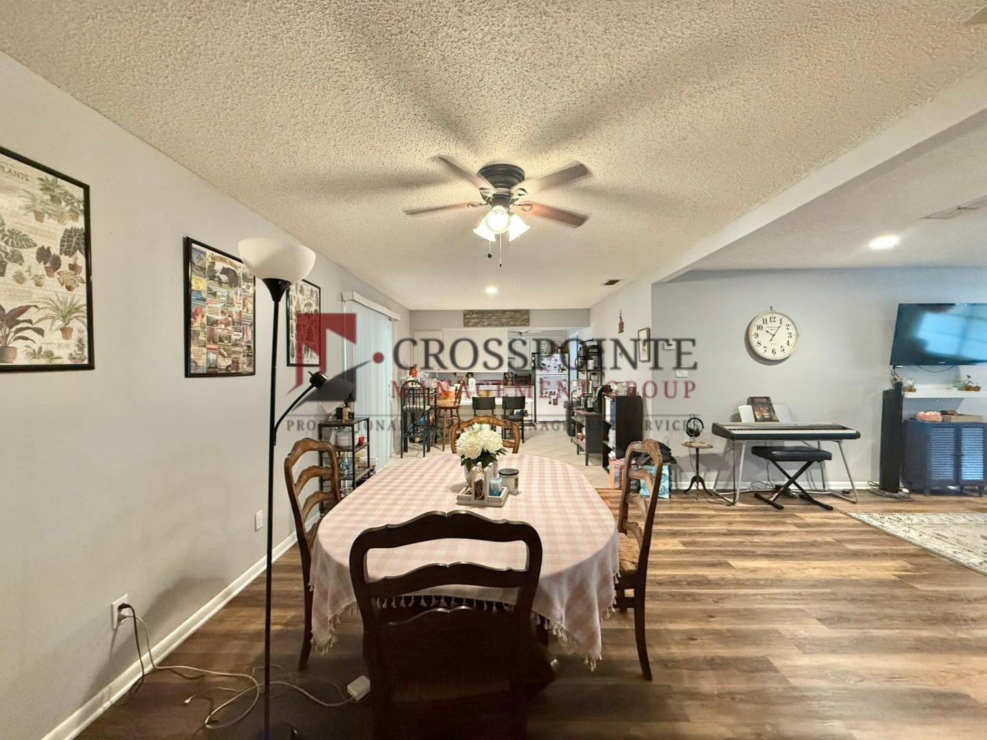 Coming Soon! 4 Bedroom 2.5 Bathroom Home! – photo 5