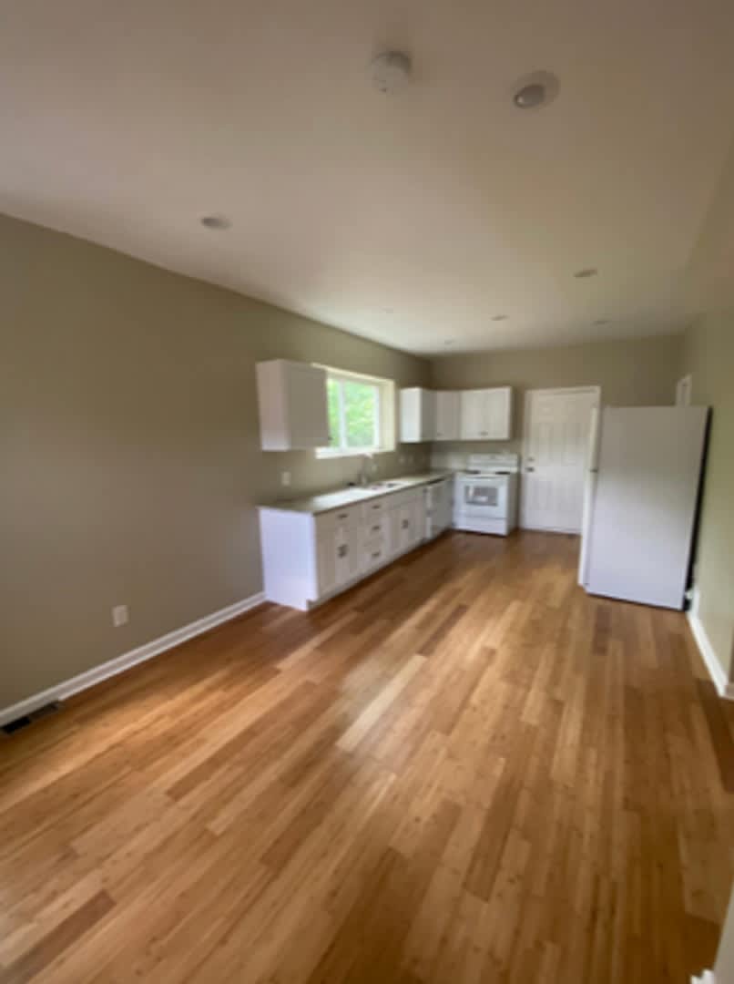 5 Bedroom House Near Xavier – photo 4