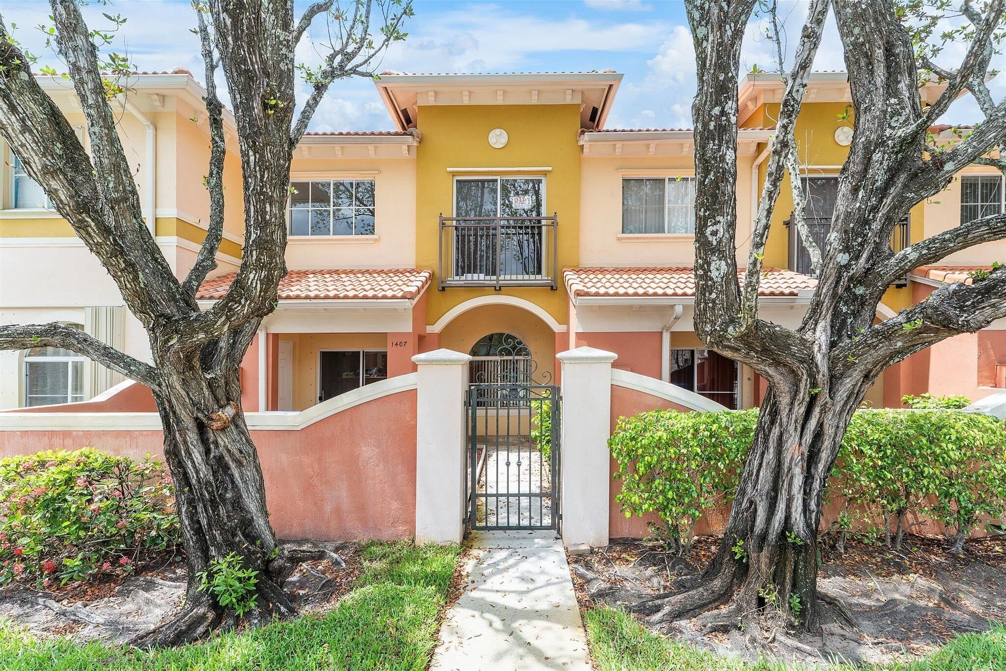 1407 S SANTA CATALINA Circle – photo 1
