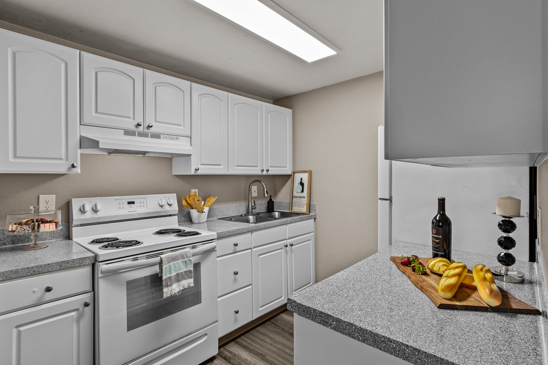 Paxton Apartments – photo 3