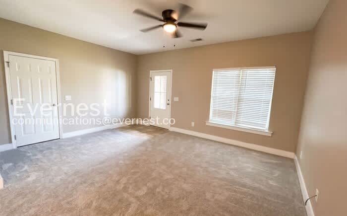 233 Union Station Drive – photo 4