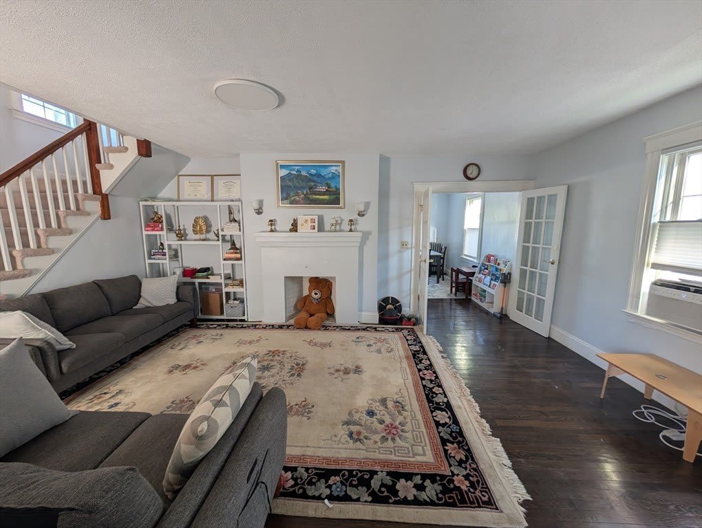 74 Marston St – photo 2