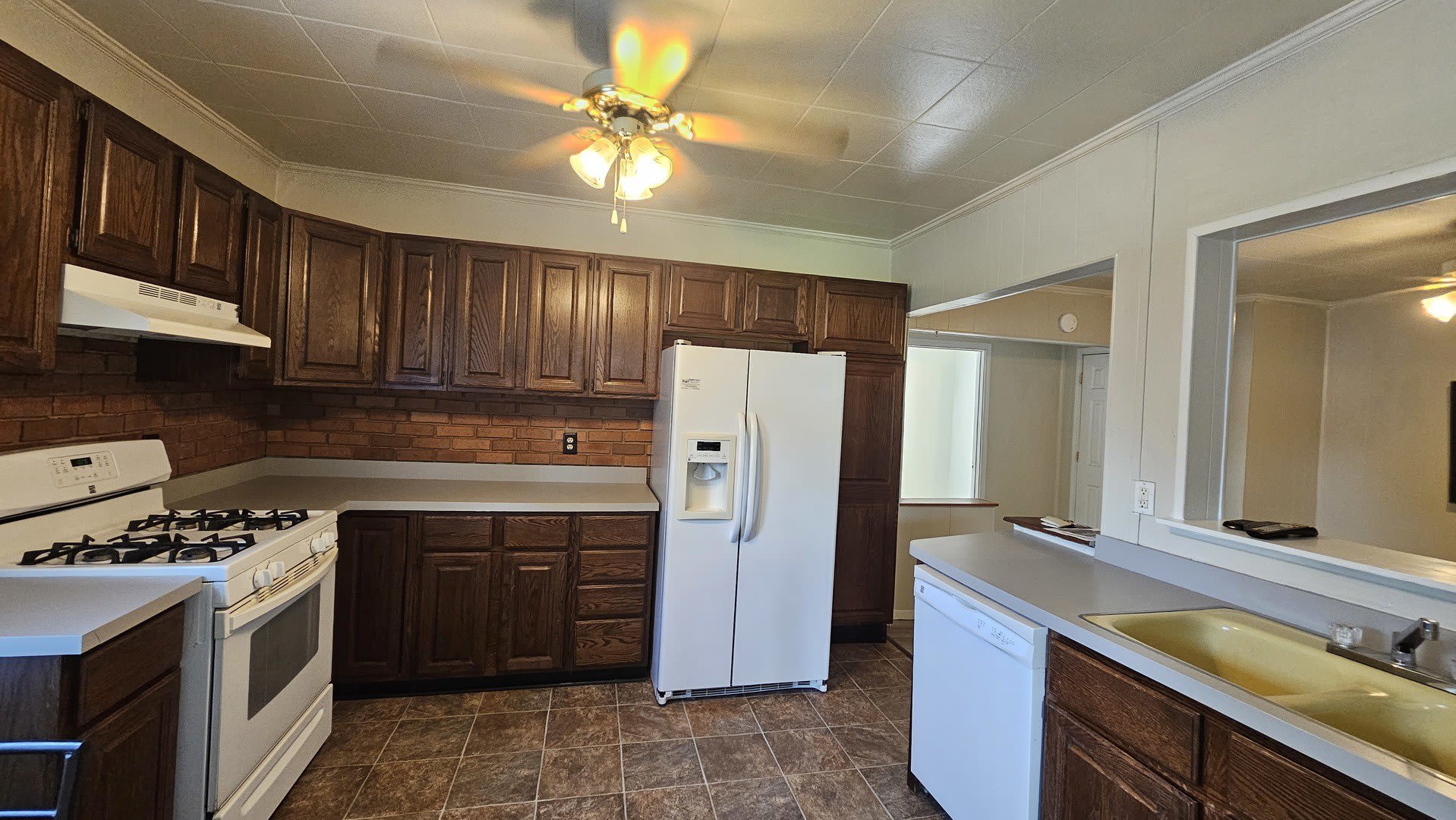 301 N 1st Street – photo 5
