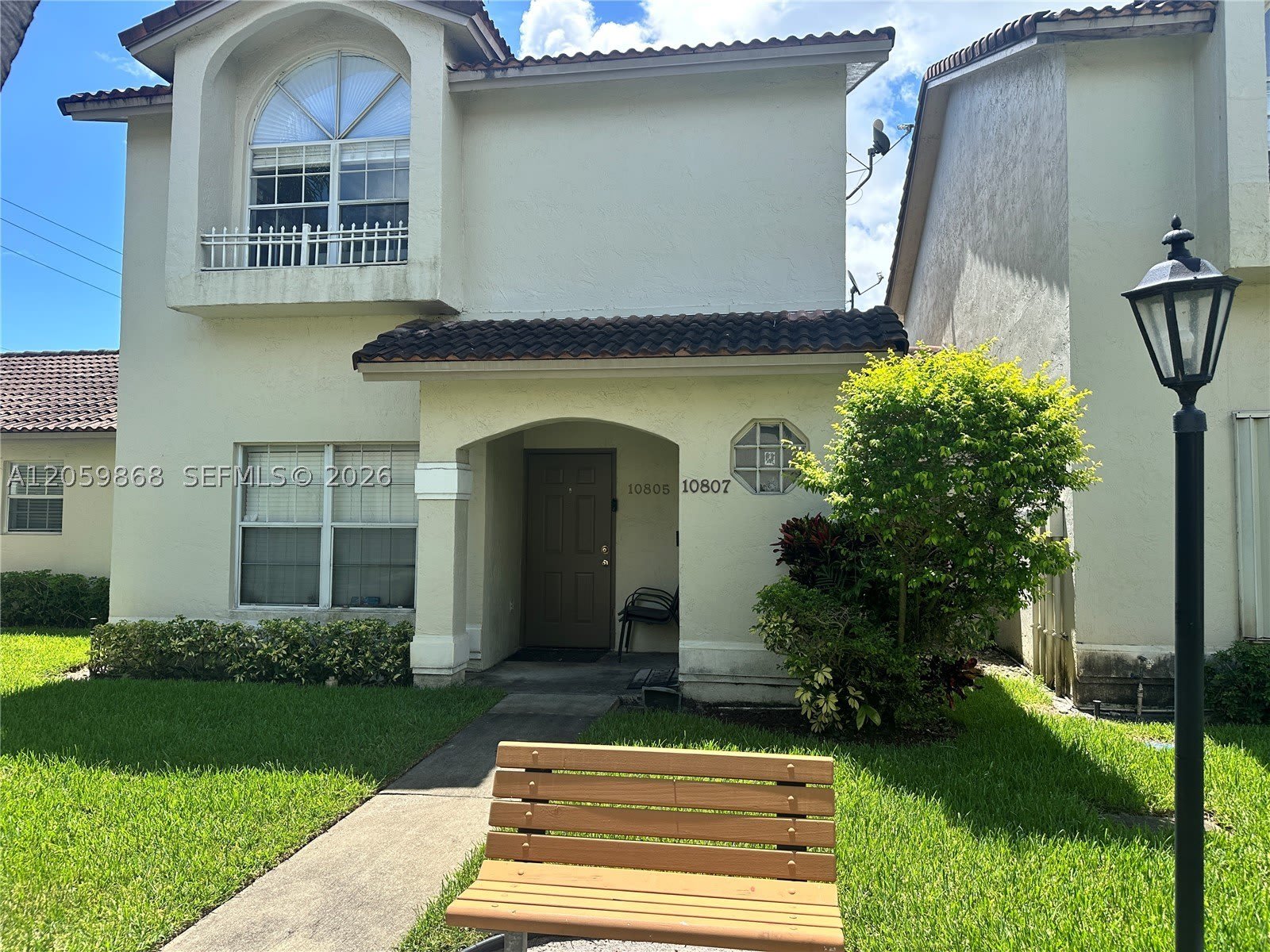 10807 NW 8th St – photo 2