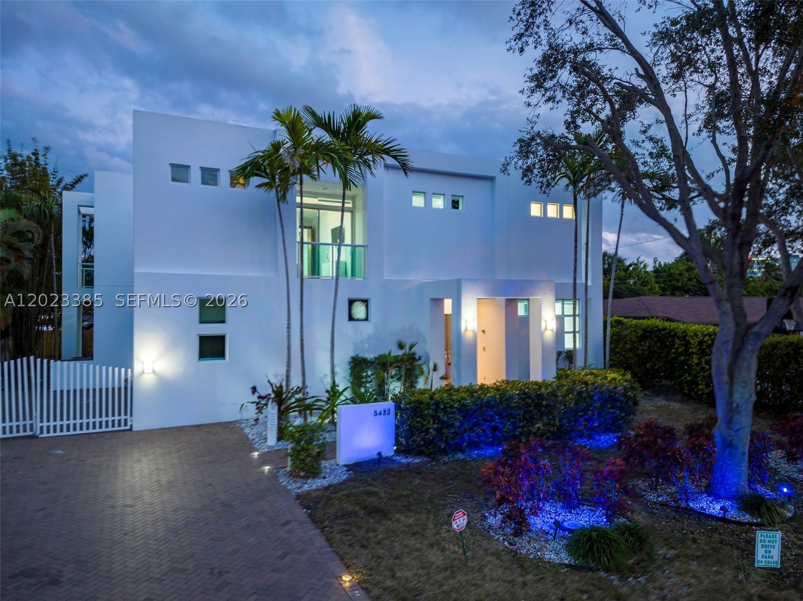 5432 NE 21st Ter – photo 1