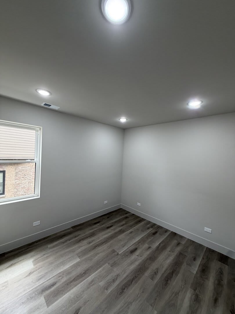 6603 S Langley Avenue – photo 5