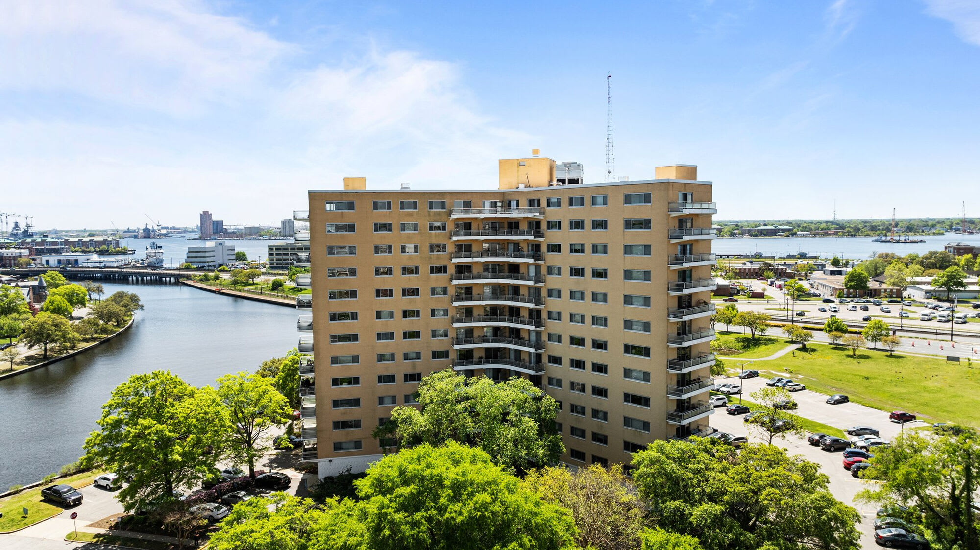 1708 Bourbon Avenue B – photo 3