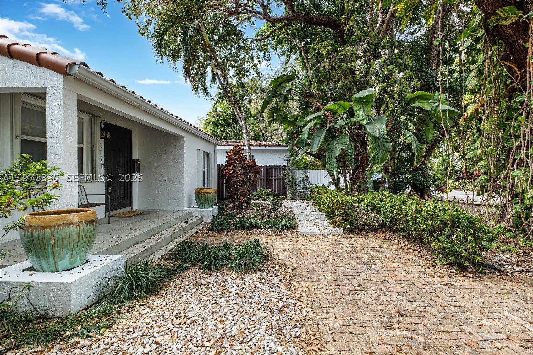 4150 Ventura Ave – photo 2