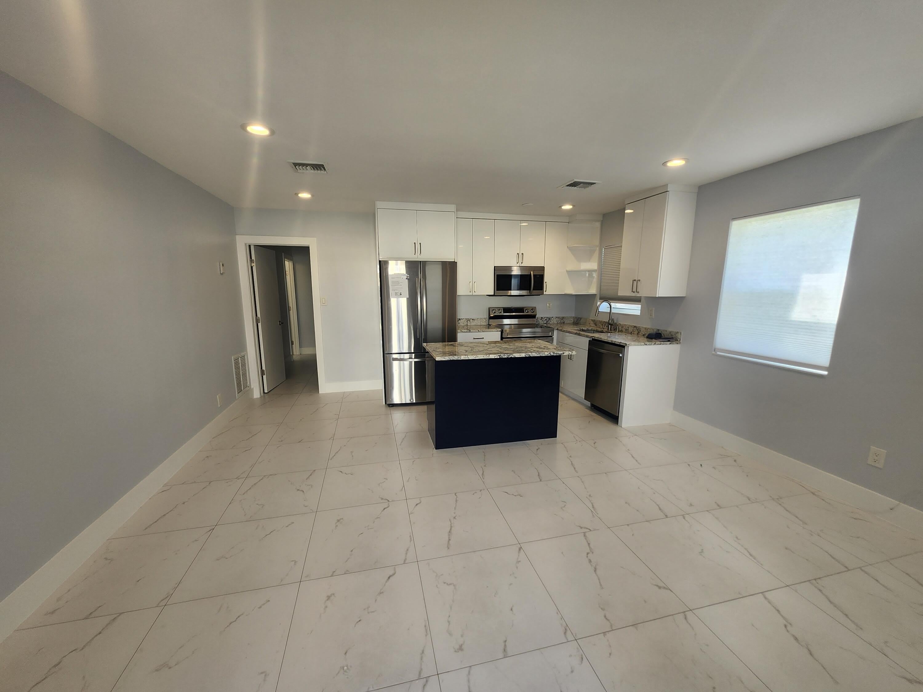 511 N 60th Way – photo 5