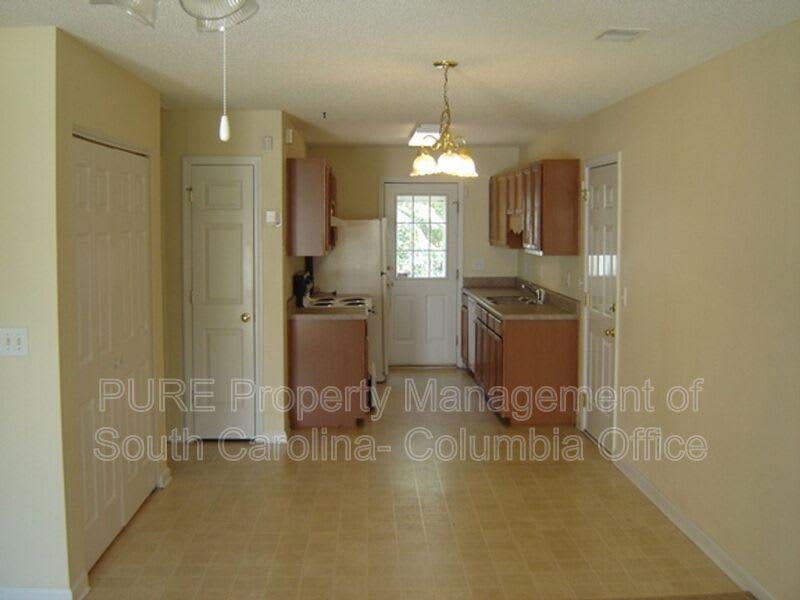 218 Sterling Cross Dr – photo 3