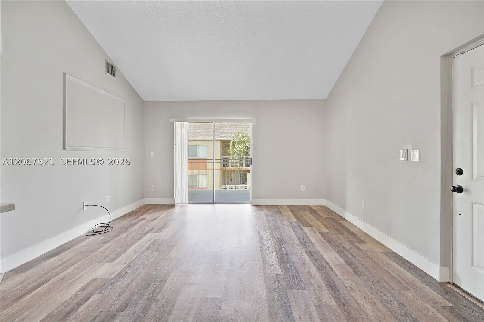18840 NW 57th Ave – photo 4