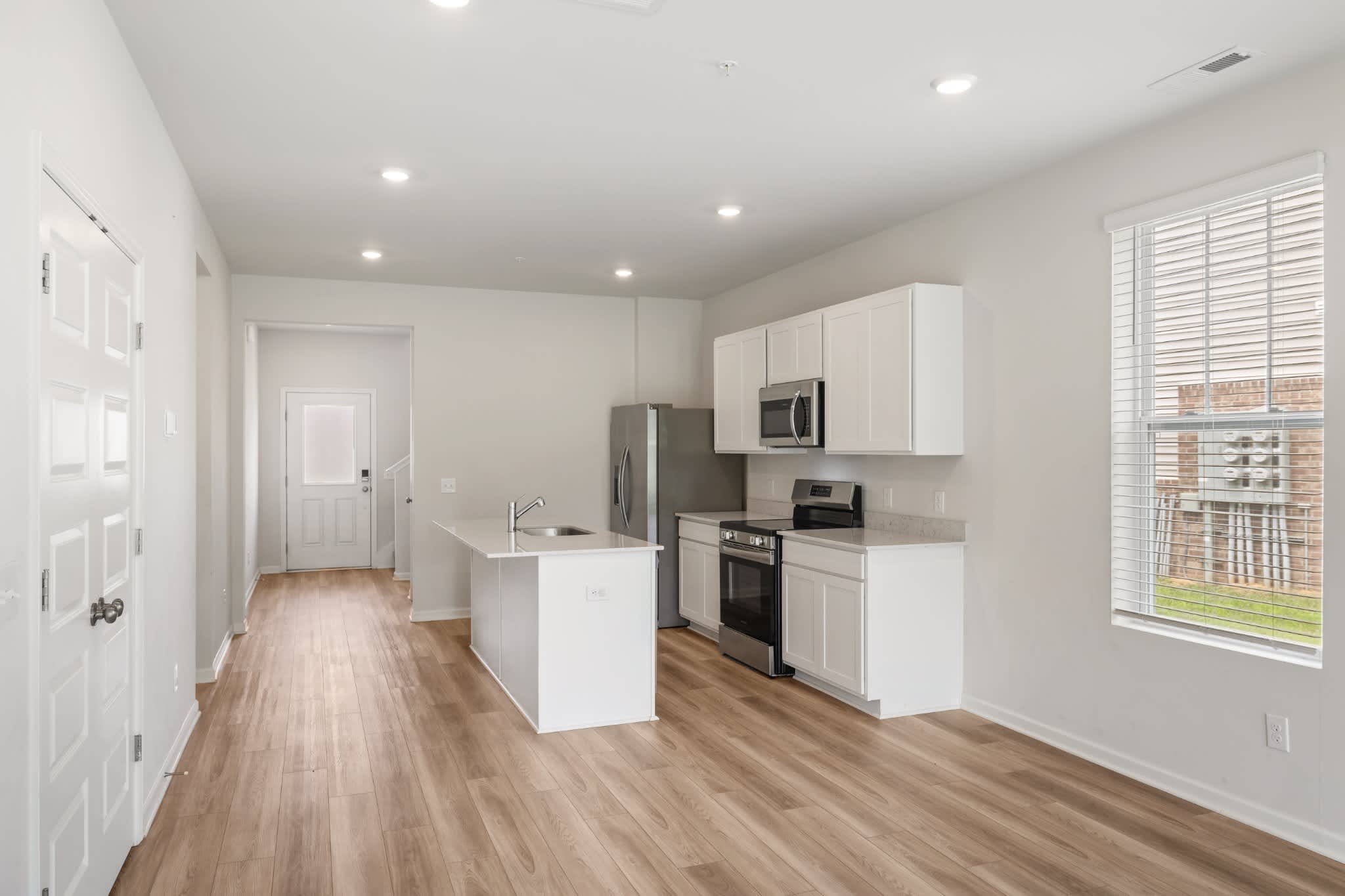 416 Alcott Way – photo 5