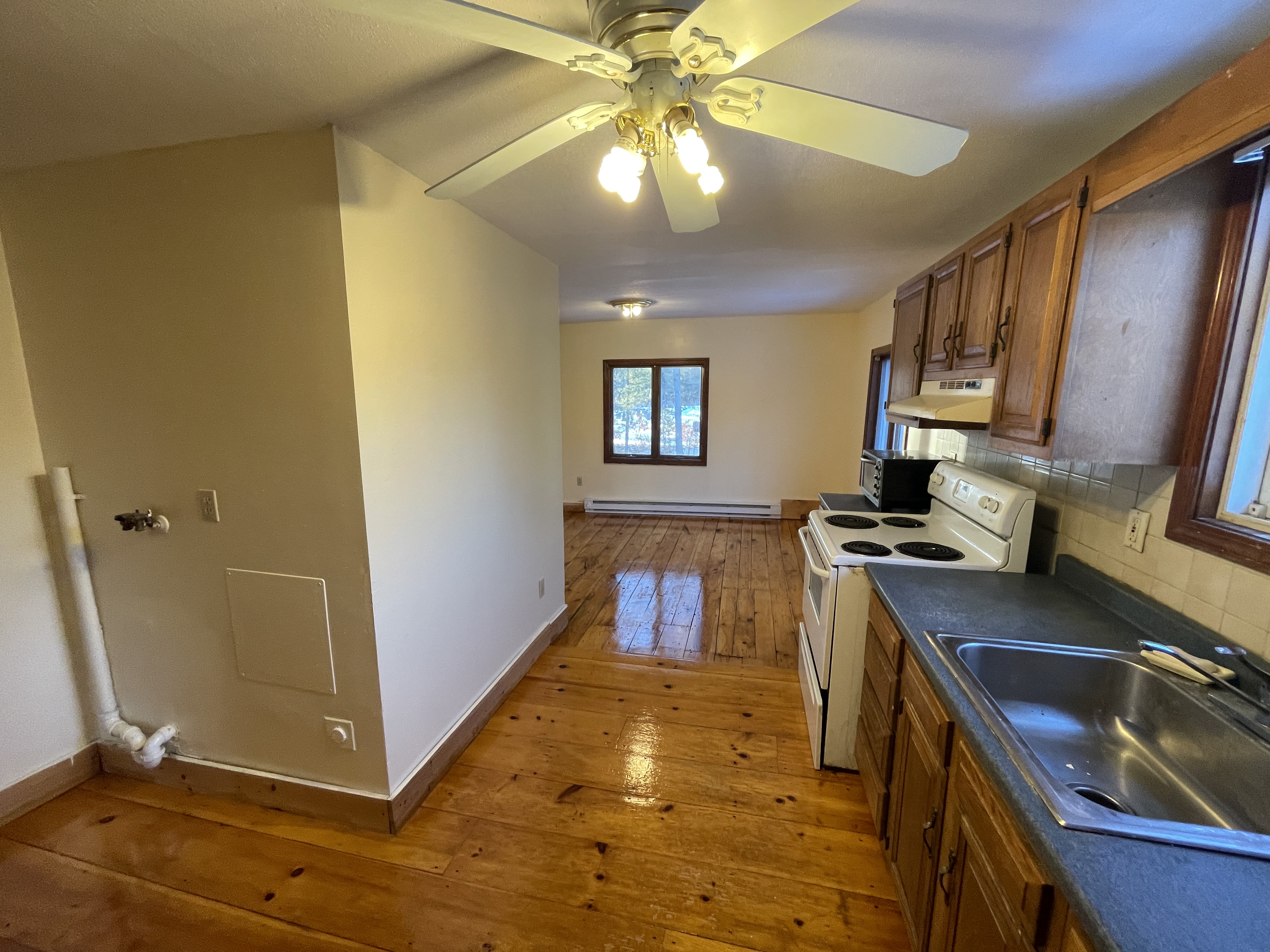 61 Mechanic St – photo 1