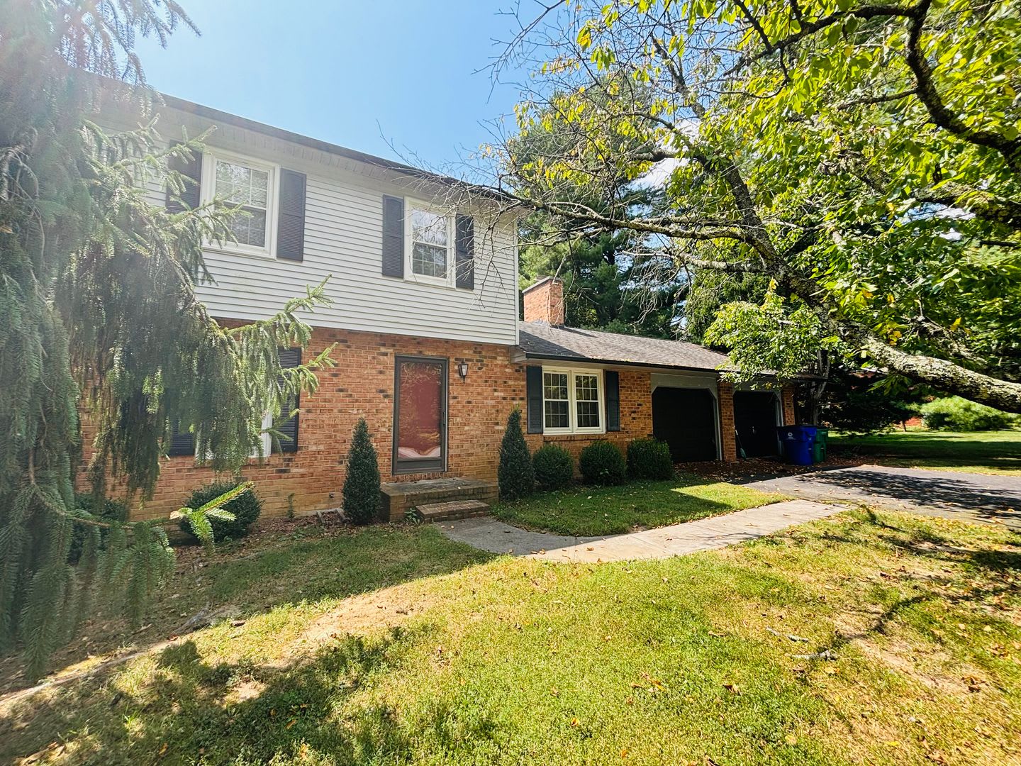 4 Bedroom 2 5 Bathroom House – photo 2