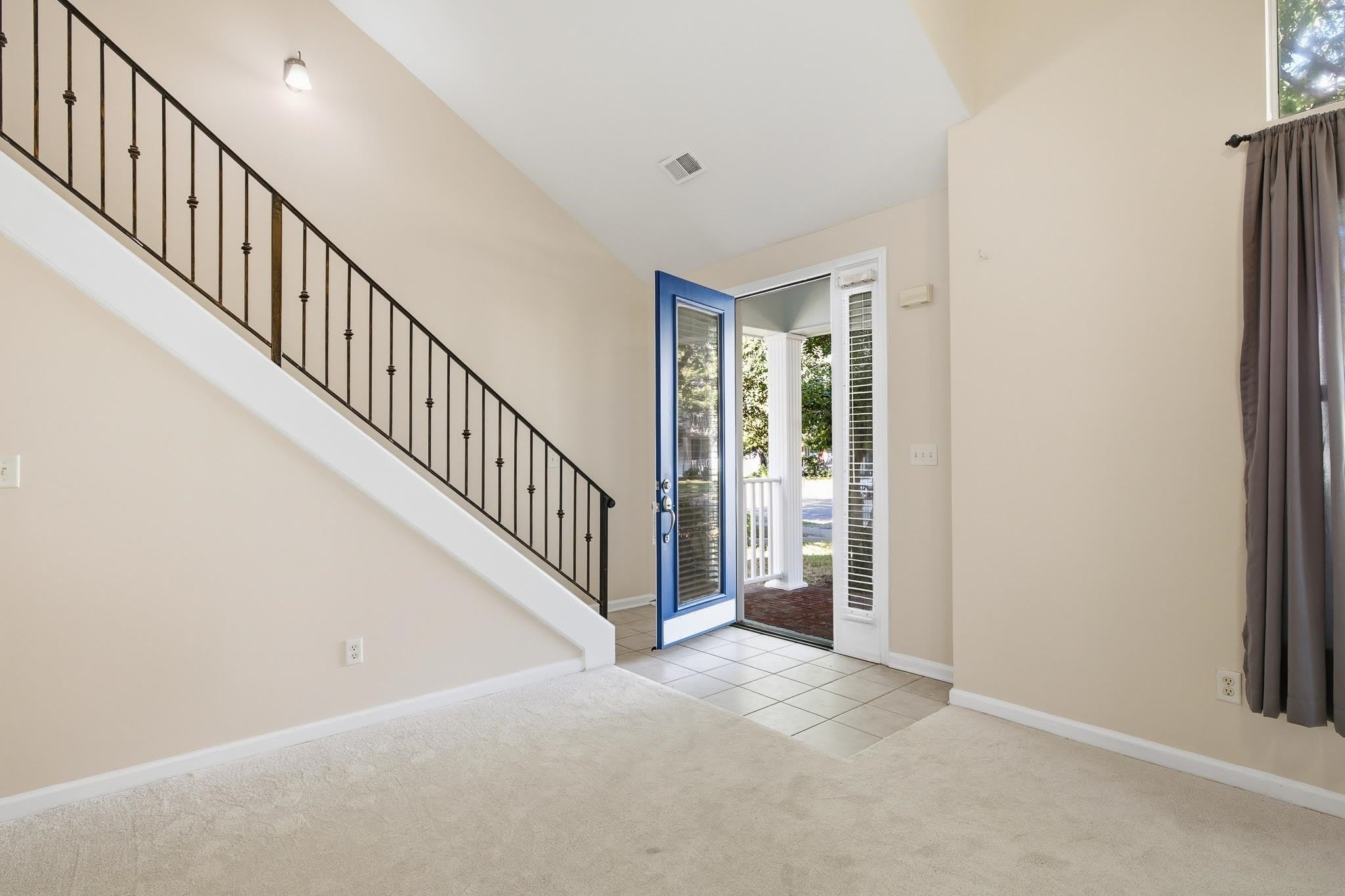 1277 E ISLAND Pl E – photo 2