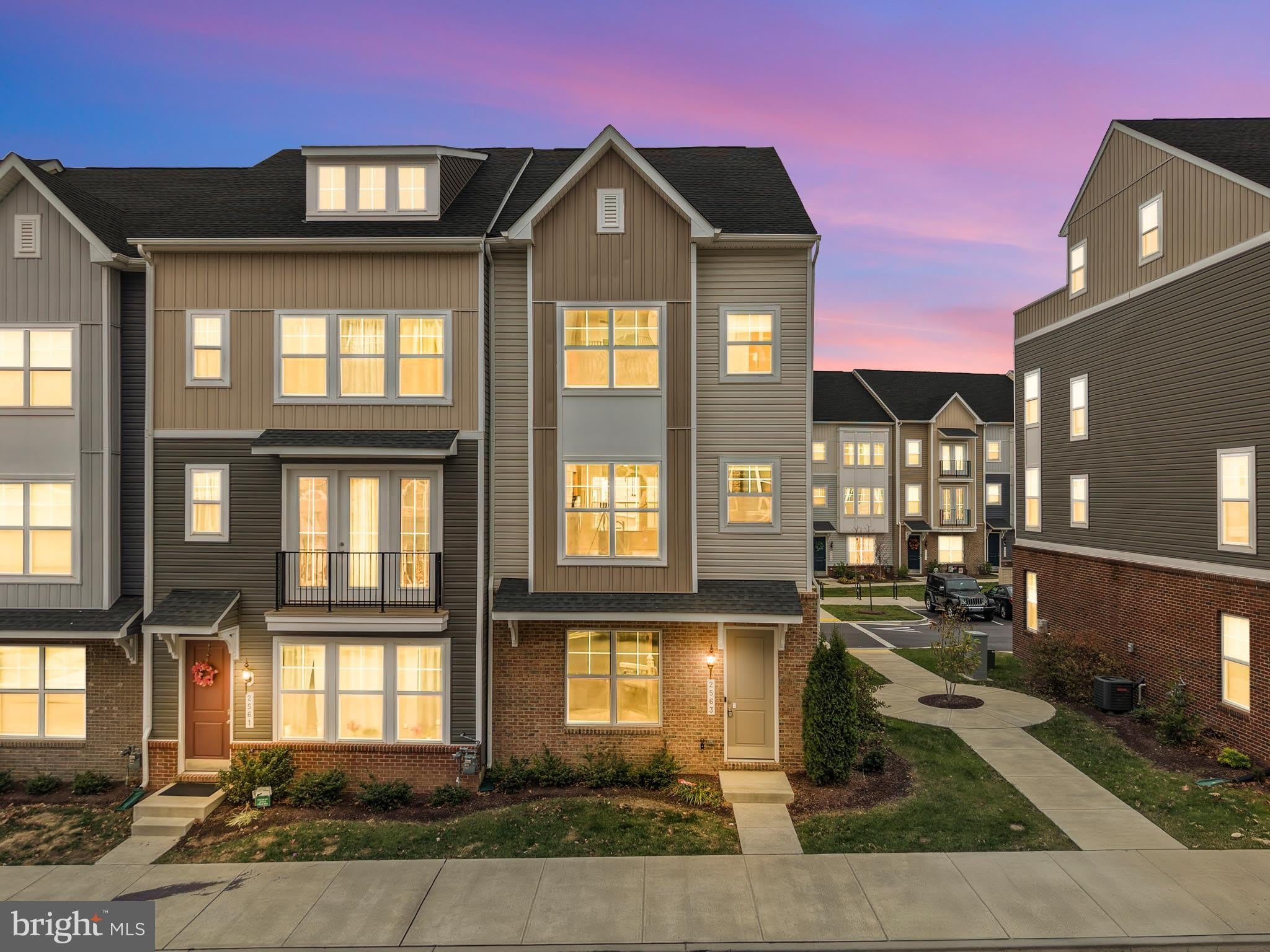 2563 GRANGEMILL Lane – photo 1