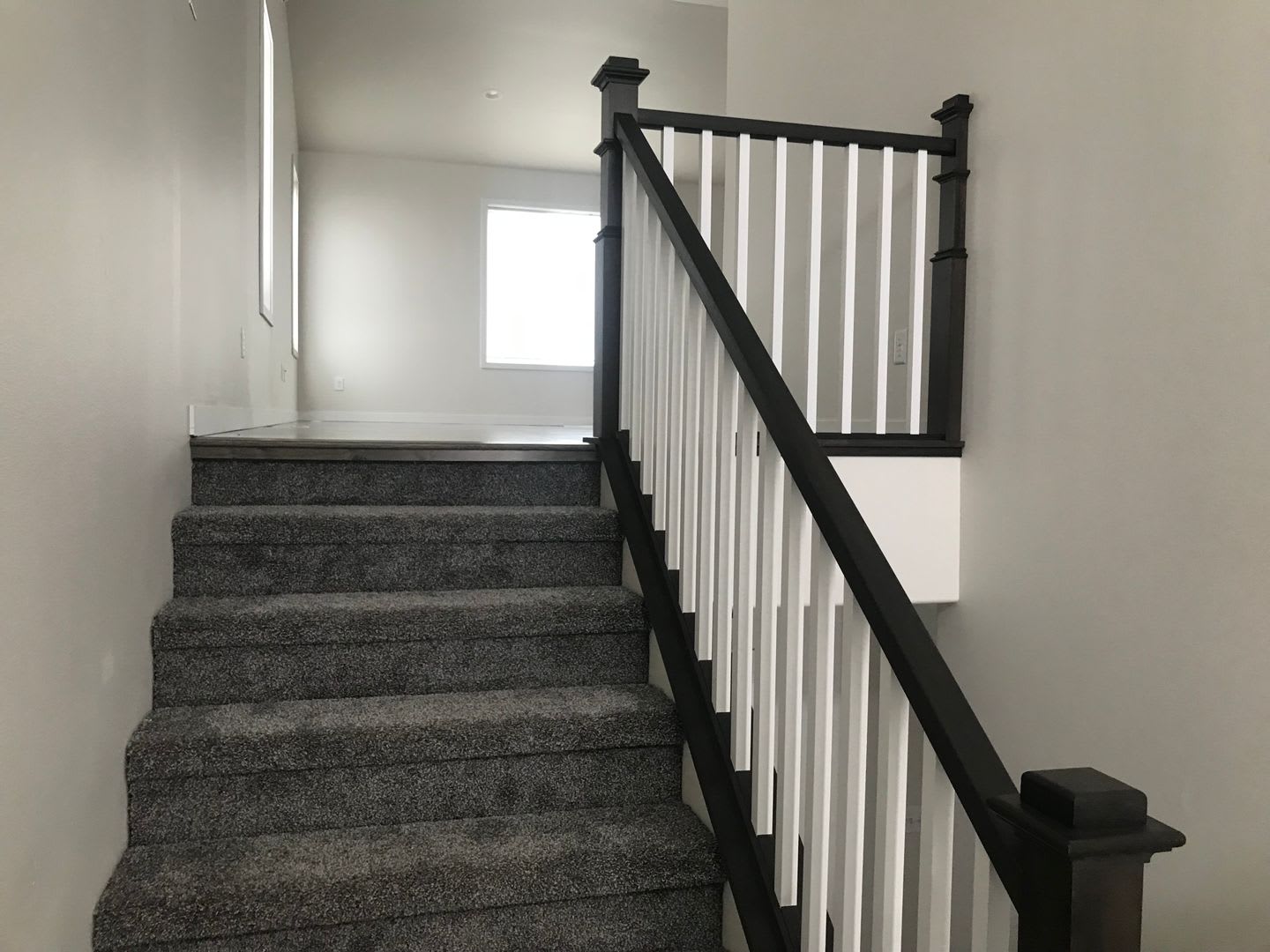 3 Bed 2.5 Bath Single Family Home – photo 5