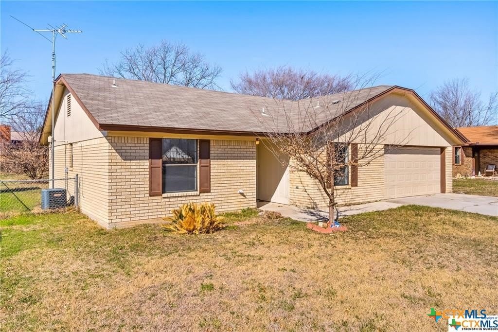 1907 Moonlight Drive – photo 2