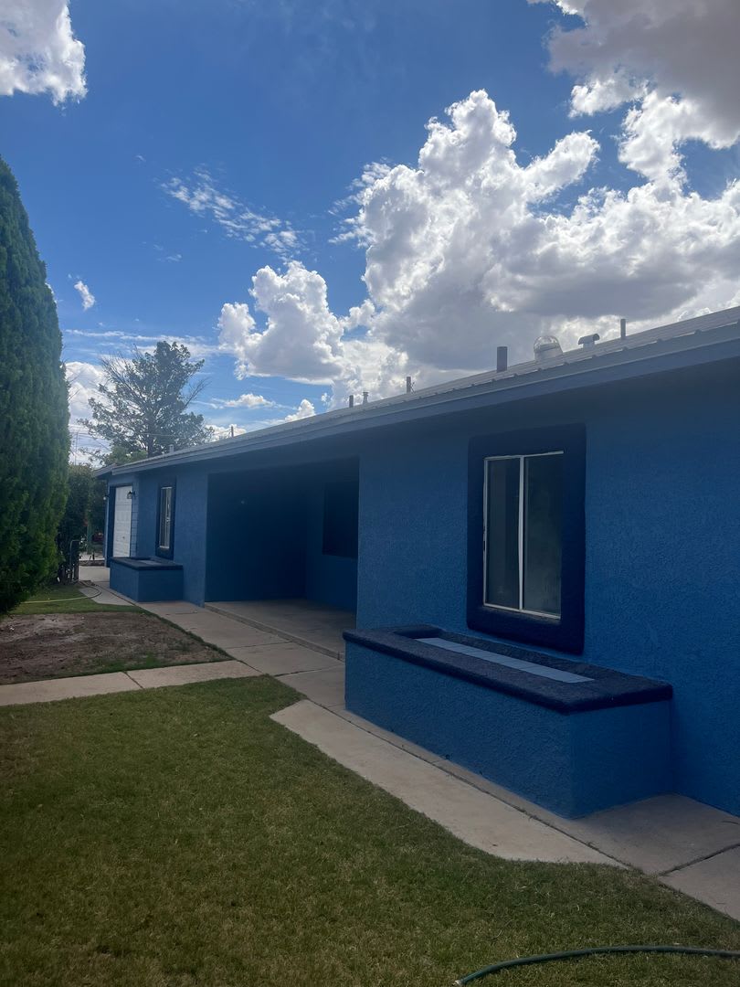 Charming 4 Bedroom 2 Bathroom Home In The Middle Of Benson Az – photo 1