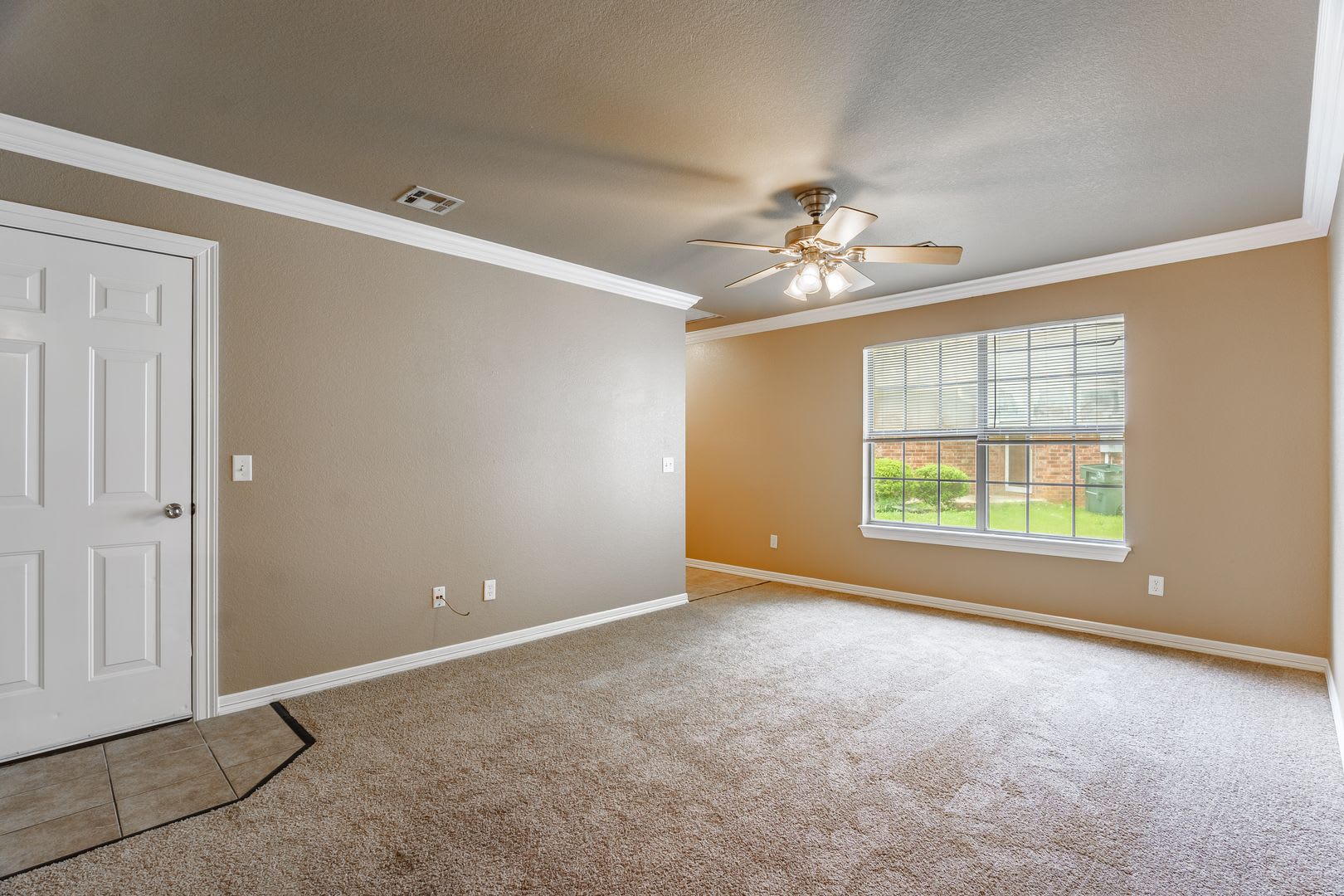 Great duplex in a great location – photo 3