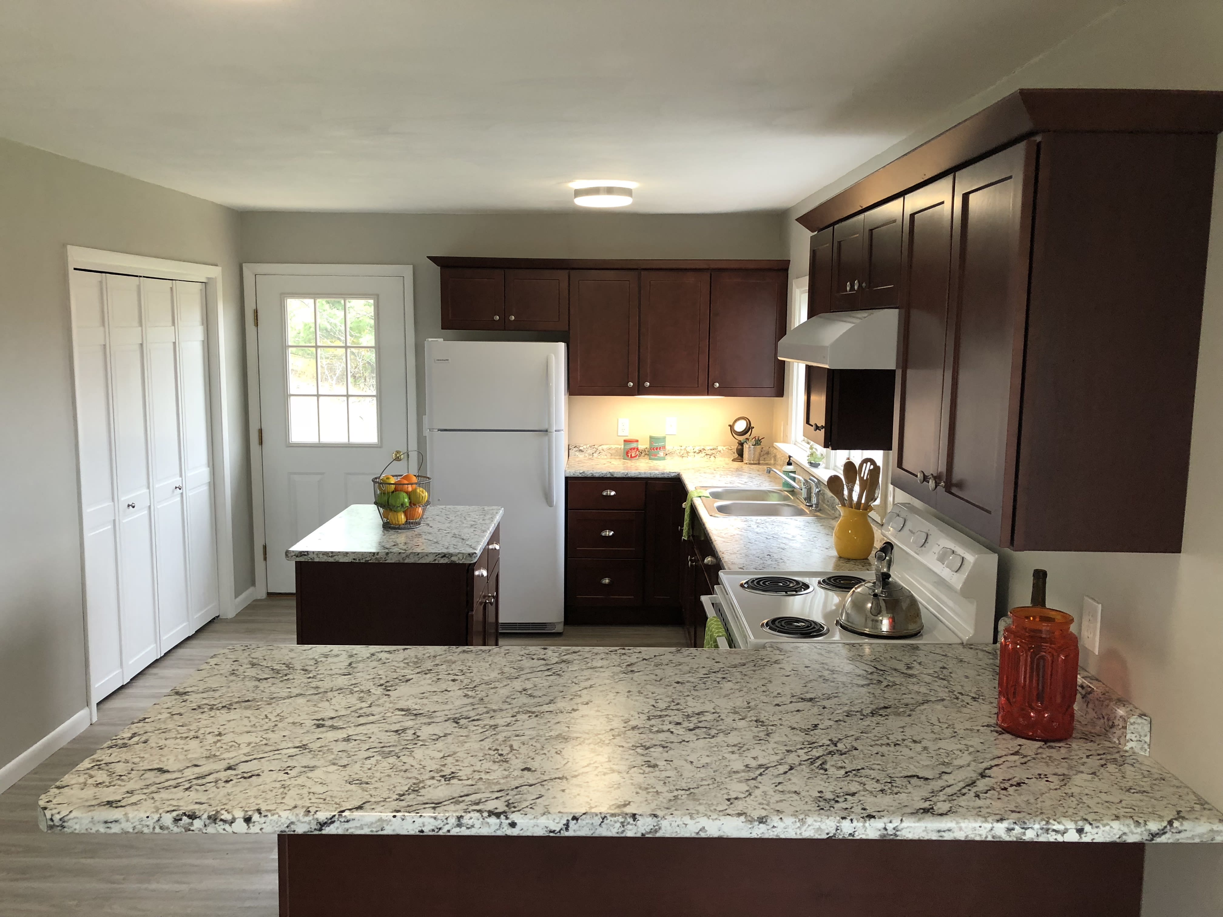 1020 Danby Road – photo 4