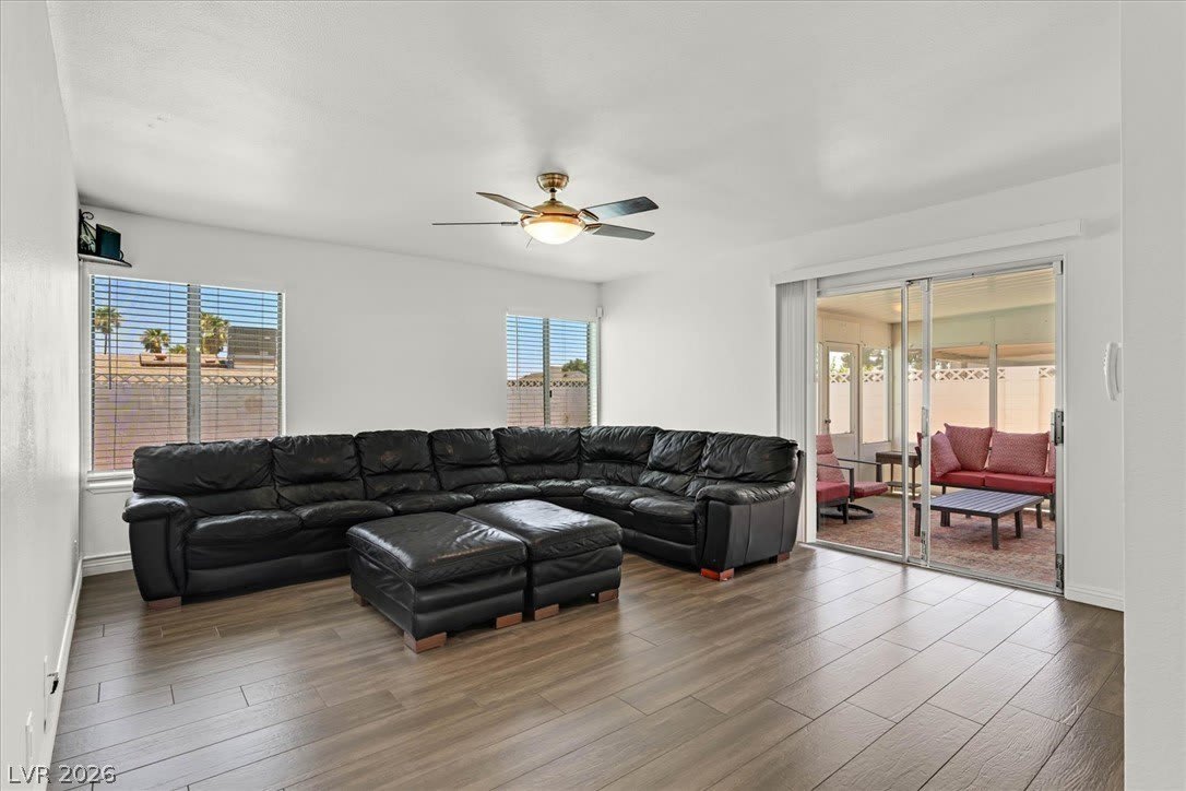 3956 Clear View Drive – photo 4