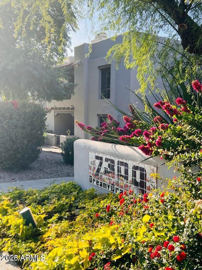 7300 N DREAMY DRAW Drive – photo 1