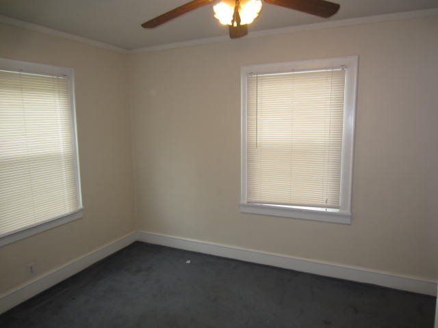 1122 E Loren St – photo 5