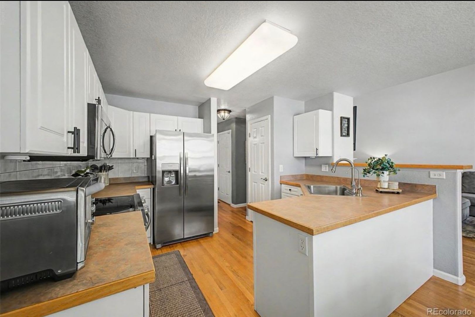 Thornton Townhome For Rent – photo 4