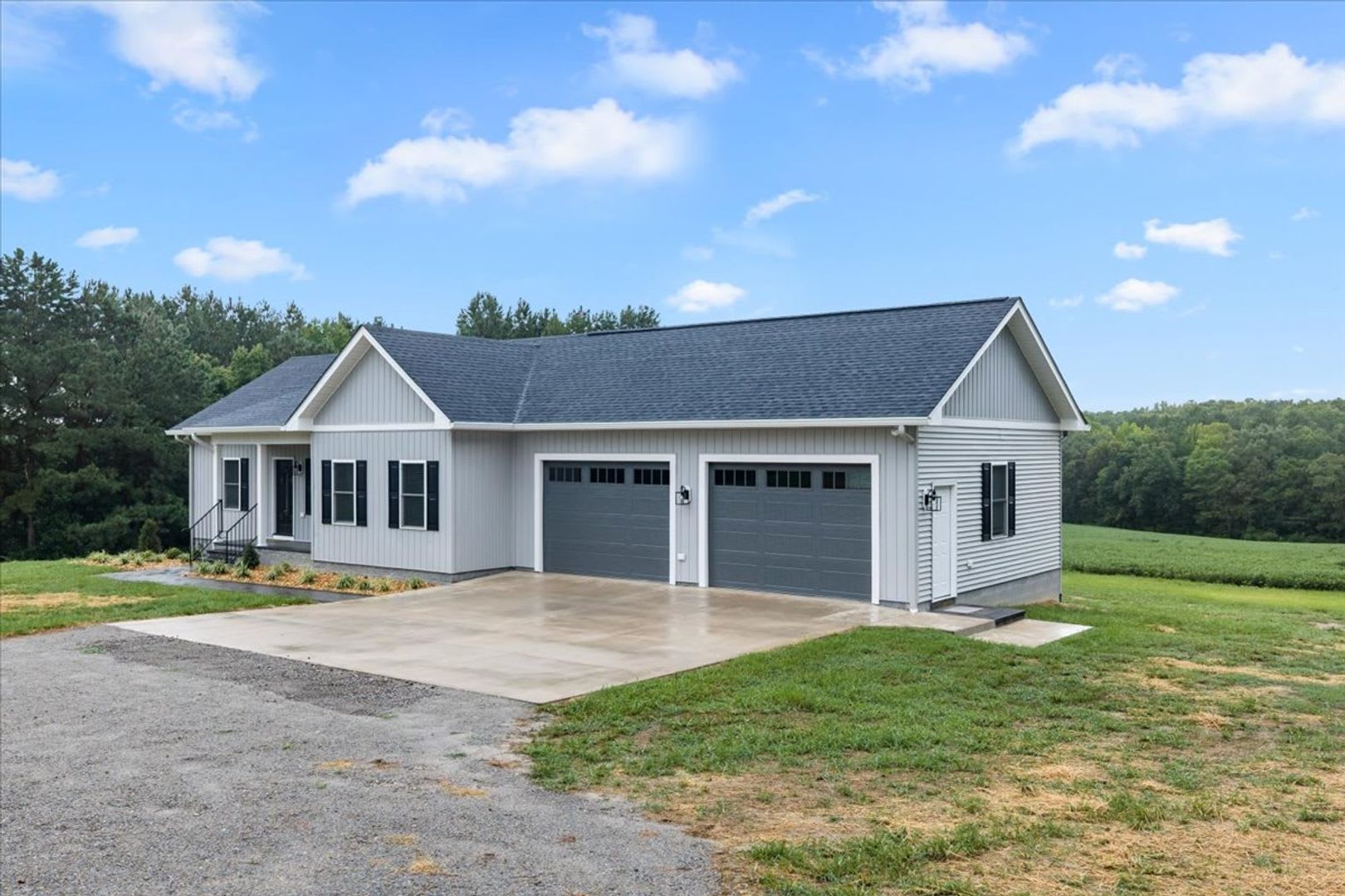 Magnolia Drive Is Ready For You – photo 3