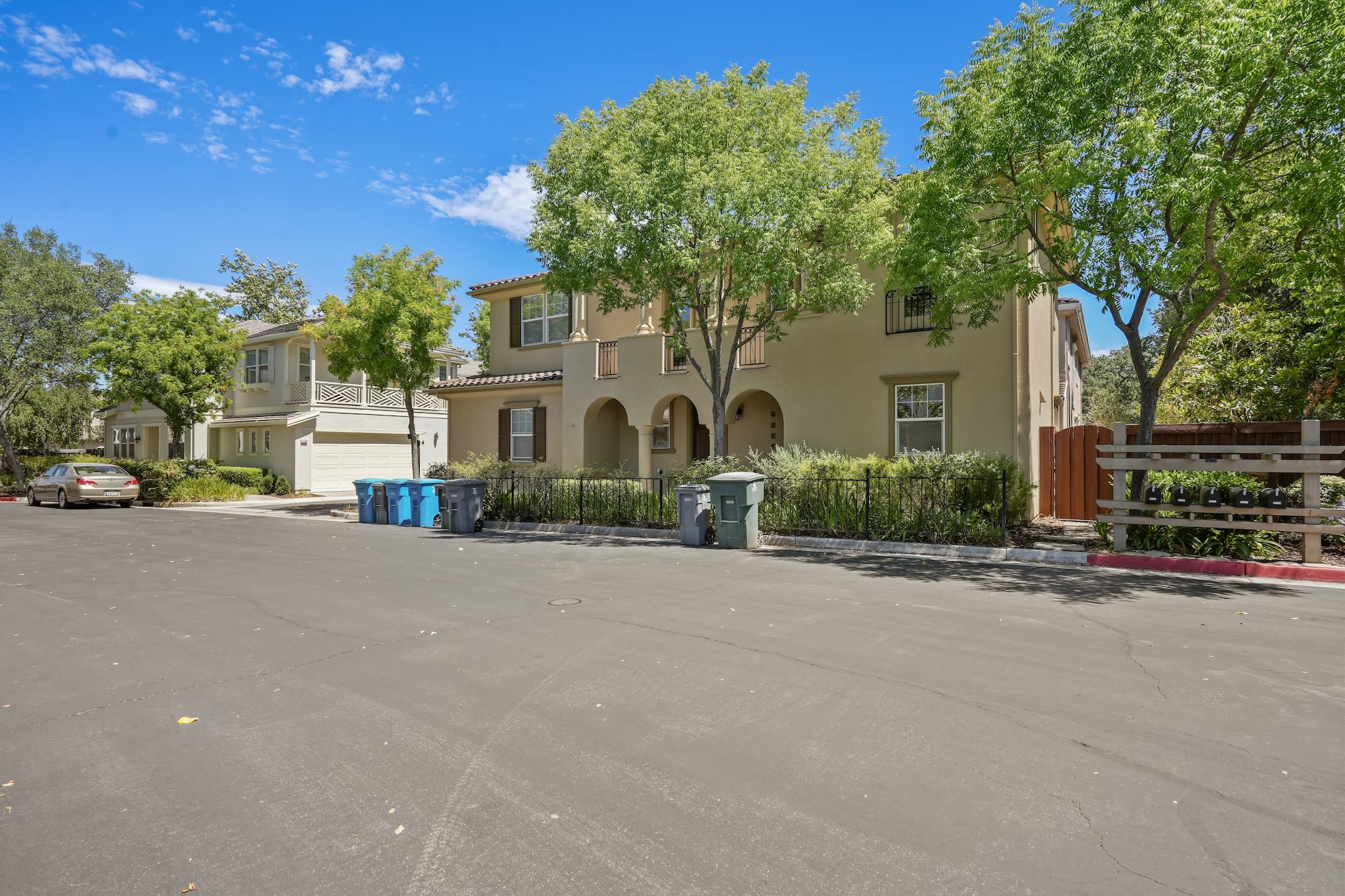 2114 Gullane Way – photo 2