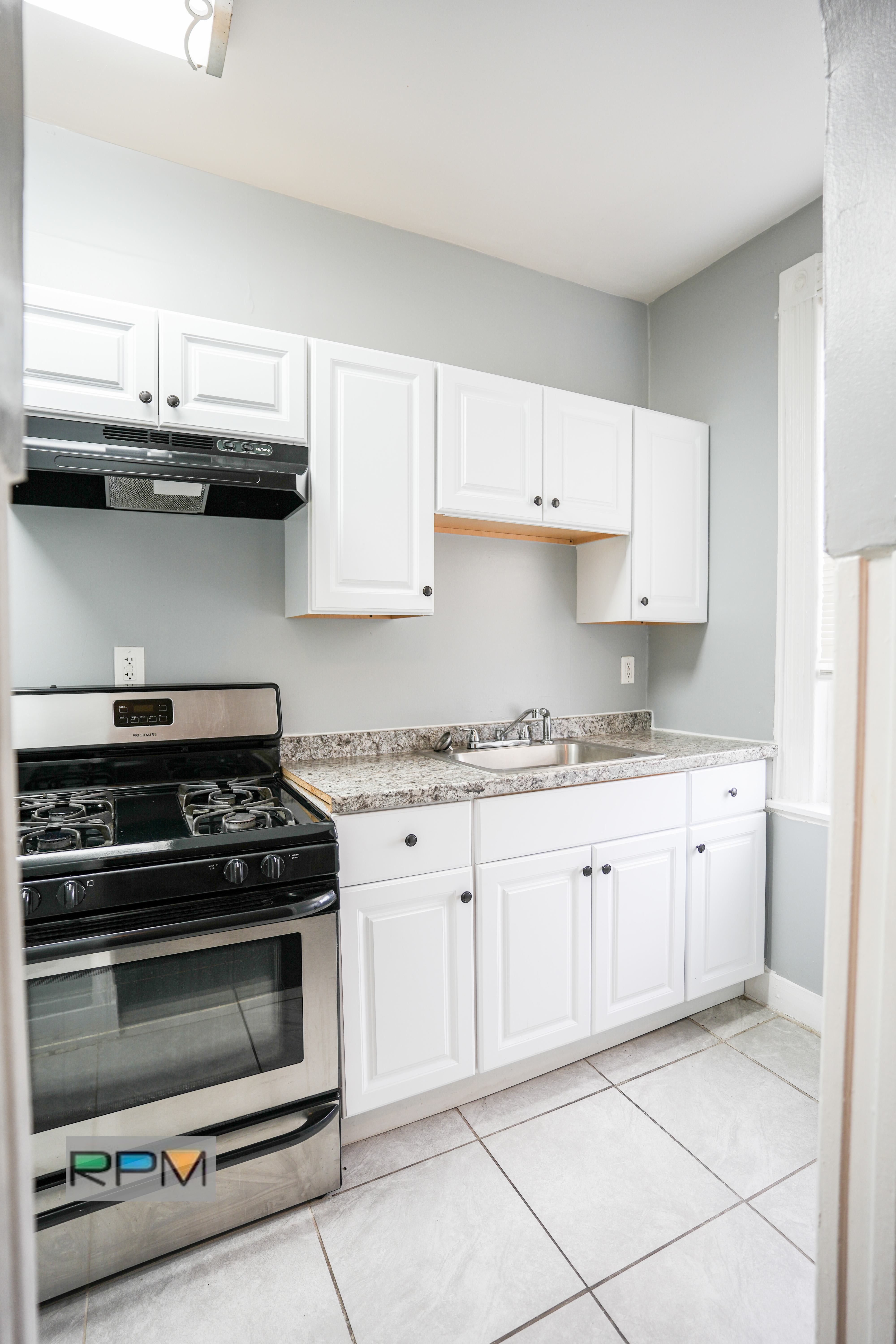 2021 W Baltimore St Apt 3 – photo 1