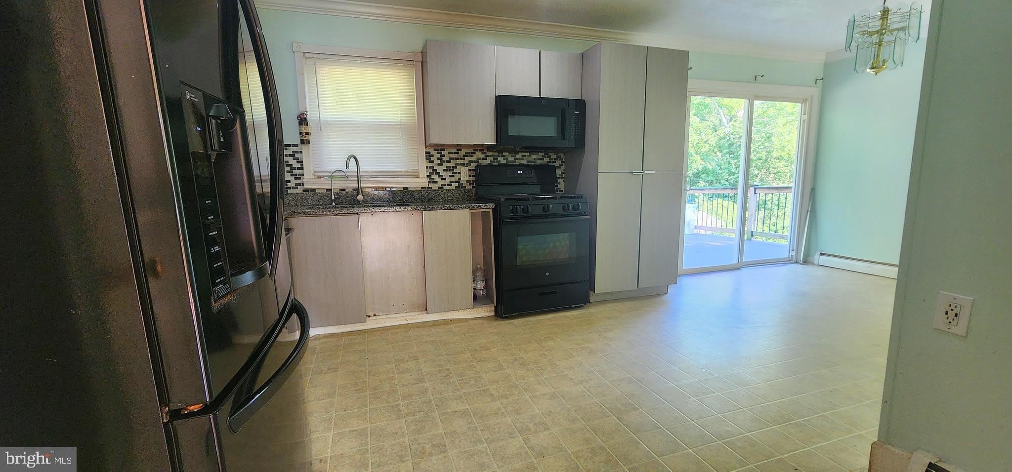 13821 GILBERT Road – photo 2