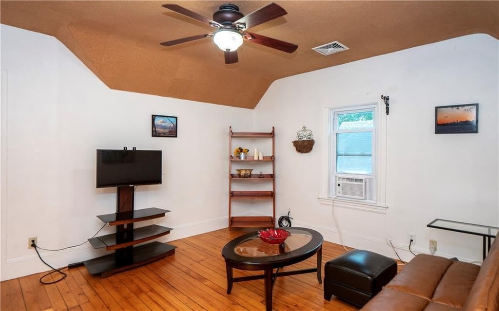 12 Belair Avenue – photo 2